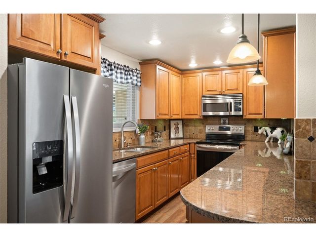 7024 Owens St, Arvada, CO 80004