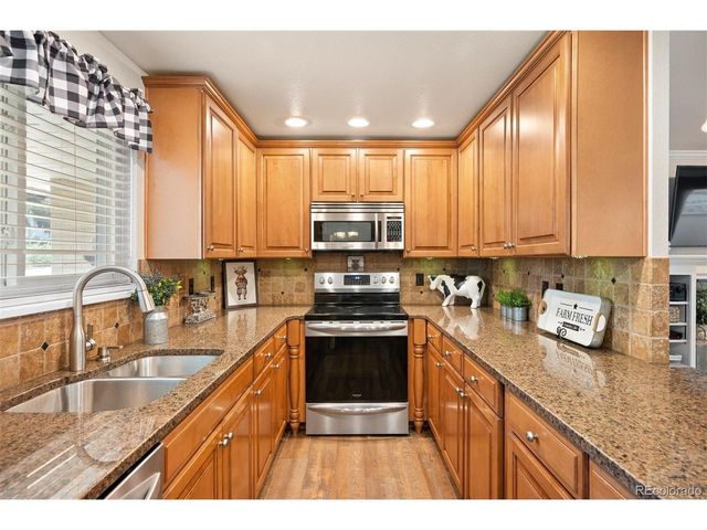 7024 Owens St, Arvada, CO 80004