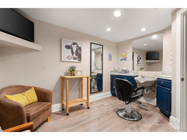 7024 Owens St, Arvada, CO 80004