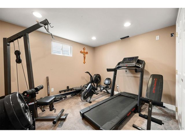 7024 Owens St, Arvada, CO 80004