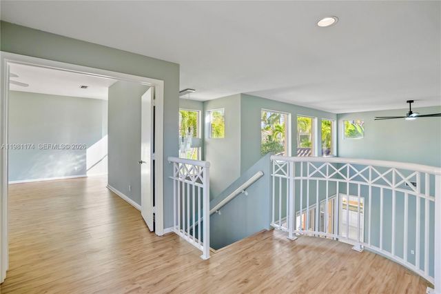 3728 NE 208th Ter, Aventura, FL 33180