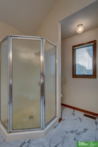 2619 N 155th Street, Omaha, NE 68116