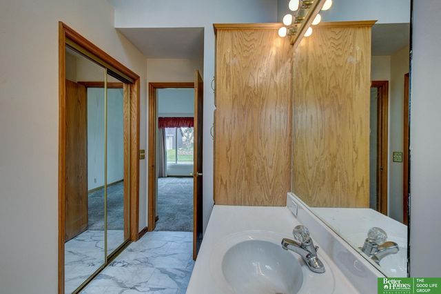 2619 N 155th Street, Omaha, NE 68116