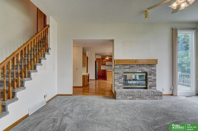 2619 N 155th Street, Omaha, NE 68116