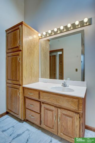 2619 N 155th Street, Omaha, NE 68116