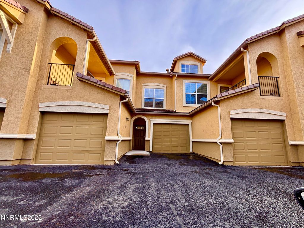 9050 Double R Boulevard APT 1422, Reno, NV 89521