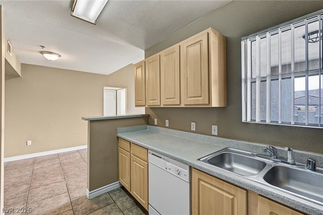 6955 DURANGO Drive 3082, Las Vegas, NV 89149
