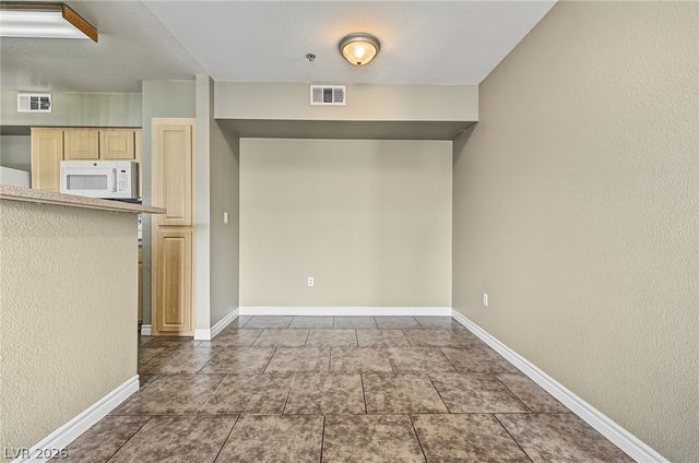 6955 DURANGO Drive 3082, Las Vegas, NV 89149