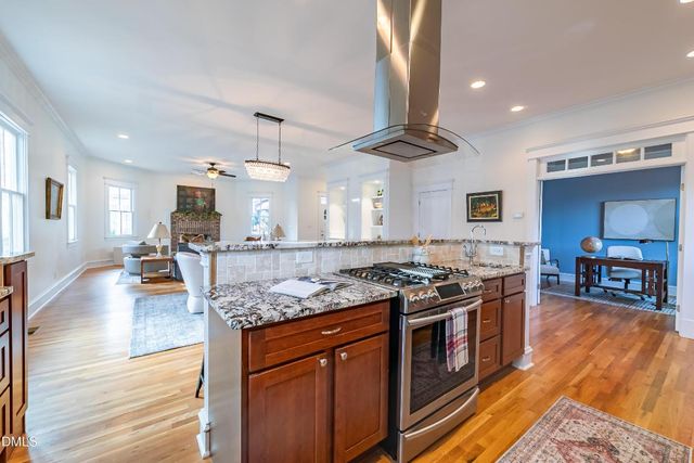 611 S Buchanan Boulevard, Durham, NC 27701