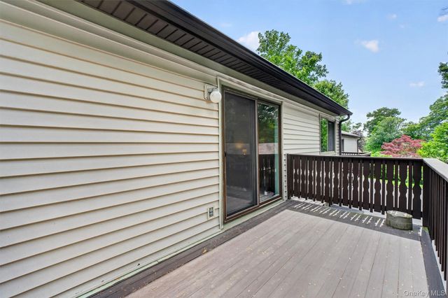 113 Village Road C, Yorktown Heights, NY 10598
