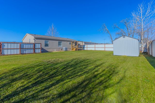4517 Rocking K Drive, Bellmead, TX 76705