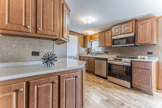 4517 Rocking K Drive, Bellmead, TX 76705