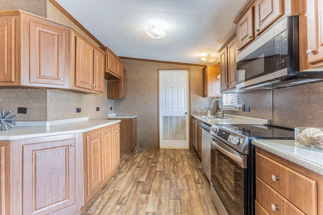 4517 Rocking K Drive, Bellmead, TX 76705