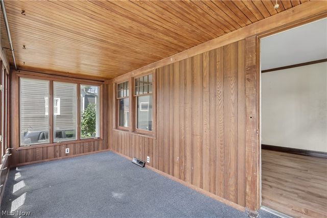 14606 Bartter Avenue, Cleveland, OH 44111
