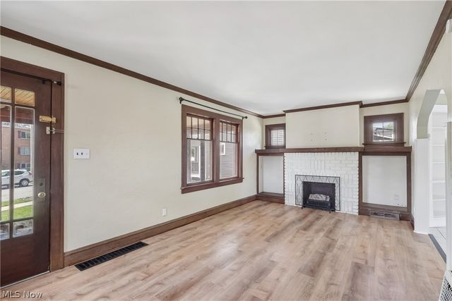 14606 Bartter Avenue, Cleveland, OH 44111