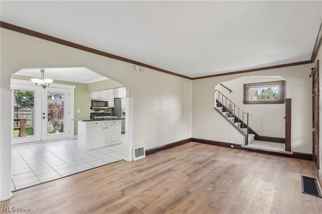 14606 Bartter Avenue, Cleveland, OH 44111