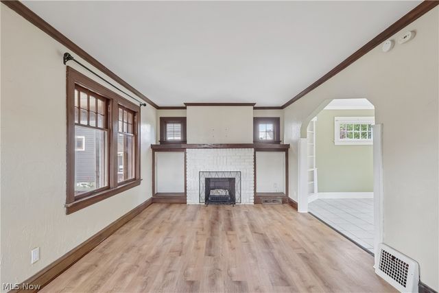 14606 Bartter Avenue, Cleveland, OH 44111