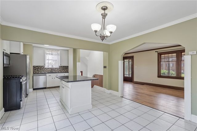 14606 Bartter Avenue, Cleveland, OH 44111