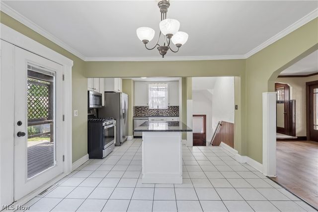 14606 Bartter Avenue, Cleveland, OH 44111