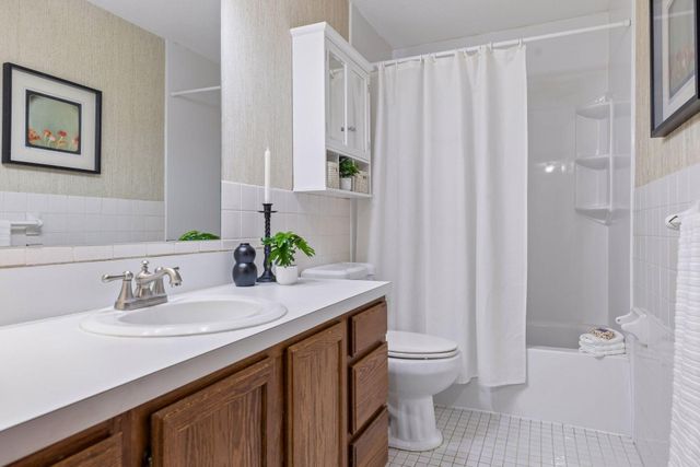 7361 W Franklin Avenue, Saint Louis Park, MN 55426