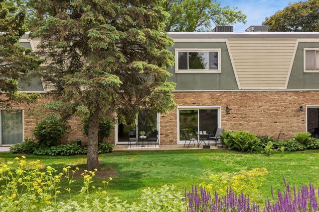 7361 W Franklin Avenue, Saint Louis Park, MN 55426