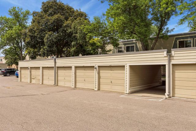 7361 W Franklin Avenue, Saint Louis Park, MN 55426