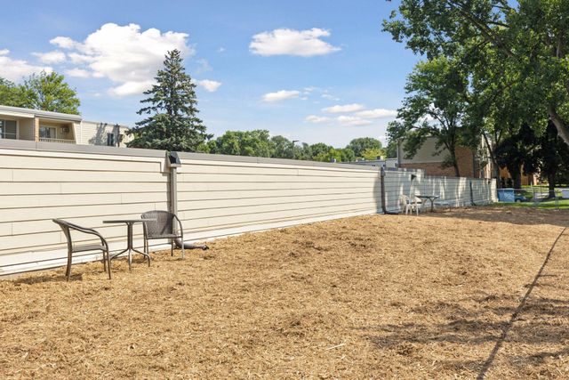 7361 W Franklin Avenue, Saint Louis Park, MN 55426