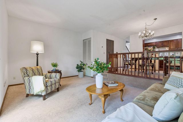 7361 W Franklin Avenue, Saint Louis Park, MN 55426