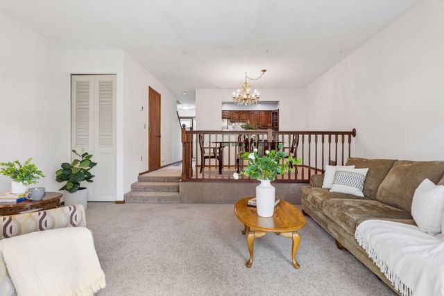 7361 W Franklin Avenue, Saint Louis Park, MN 55426
