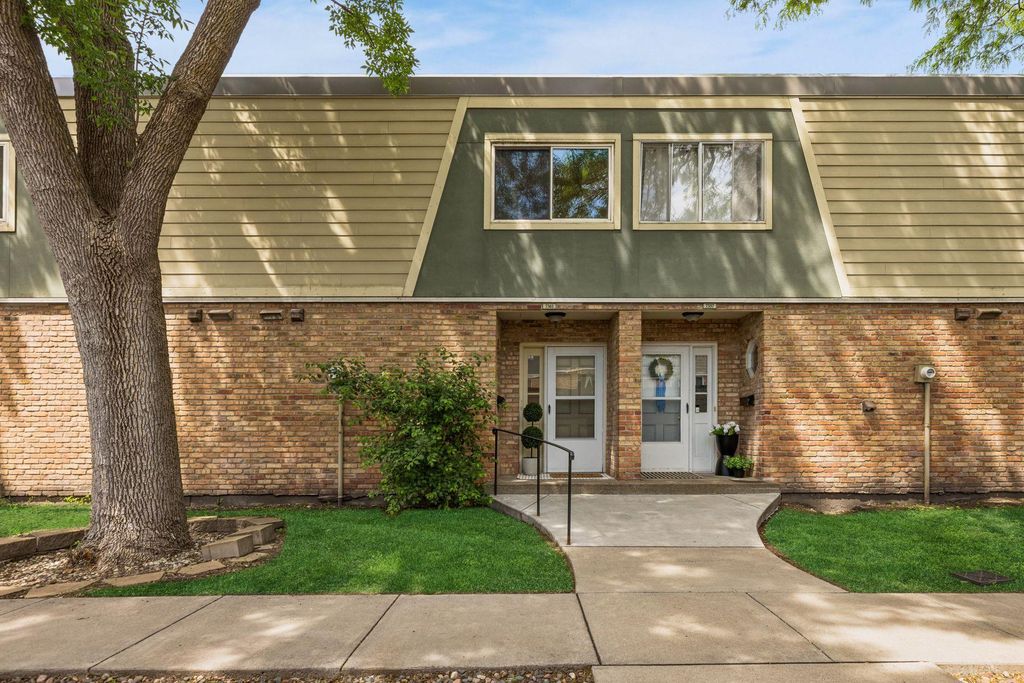 7361 W Franklin Avenue, Saint Louis Park, MN 55426