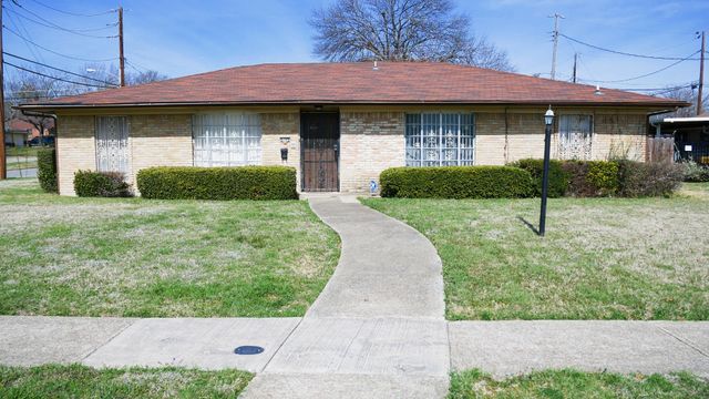 6199 Lazy River Drive, Dallas, TX 75241