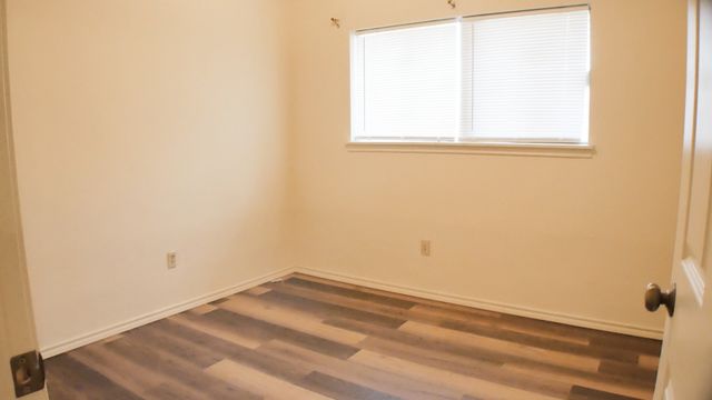 6199 Lazy River Drive, Dallas, TX 75241