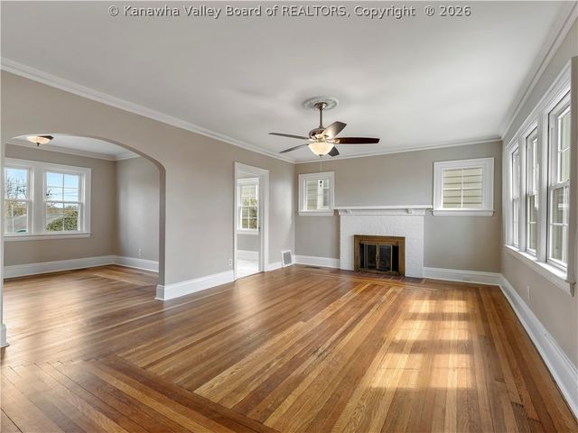 4 Grandview Drive, Charleston, WV 25302