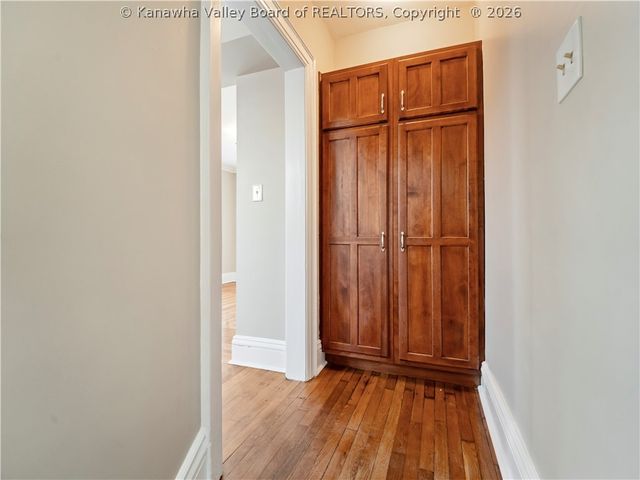 4 Grandview Drive, Charleston, WV 25302