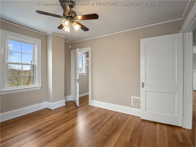 4 Grandview Drive, Charleston, WV 25302