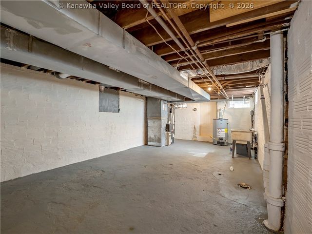 4 Grandview Drive, Charleston, WV 25302