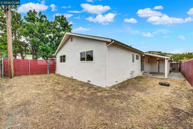 141 Anderson St, Vallejo, CA 94589