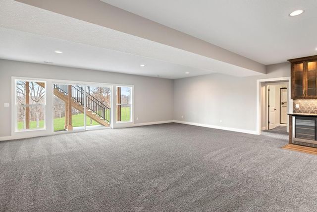 4840 NW Huonker Court, Riverside, MO 64150