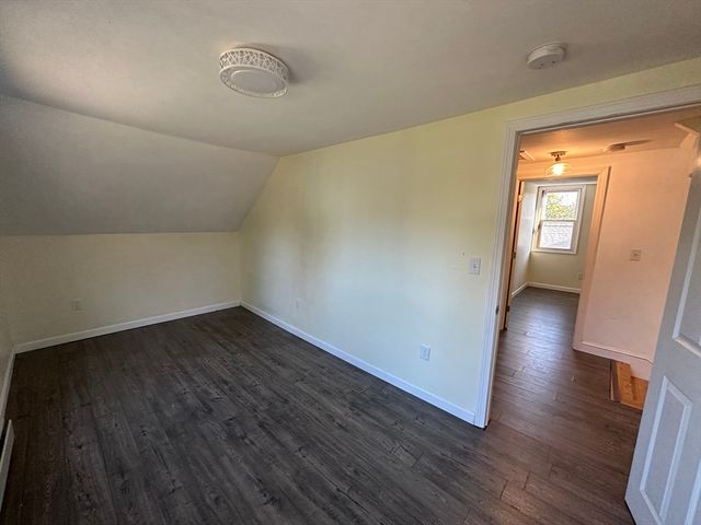 8 Pike St, Hopkinton, MA 01748