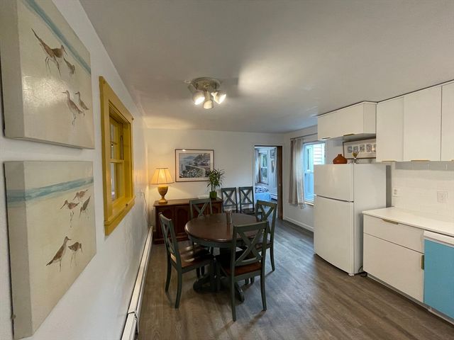 8 Pike St, Hopkinton, MA 01748