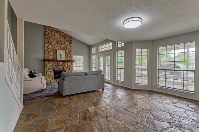 6795 Kingston Cove Lane, Willis, TX 77318