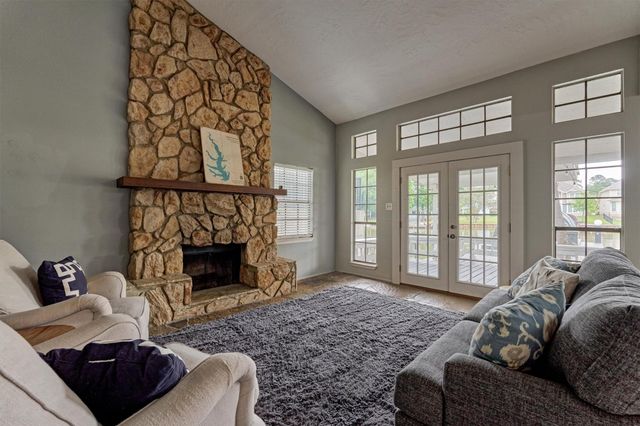 6795 Kingston Cove Lane, Willis, TX 77318