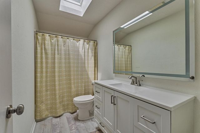 6795 Kingston Cove Lane, Willis, TX 77318