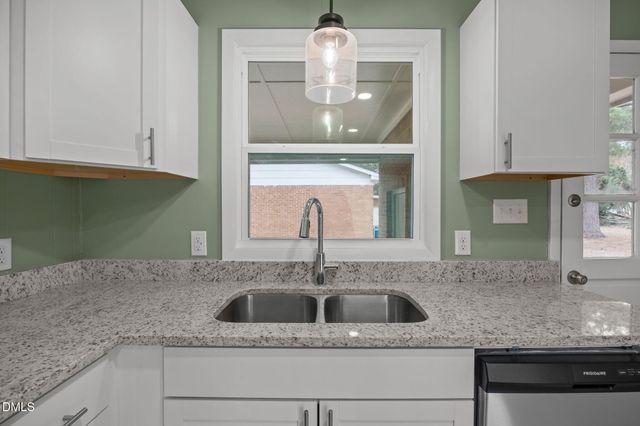 739 Carolina Drive, Dunn, NC 28334