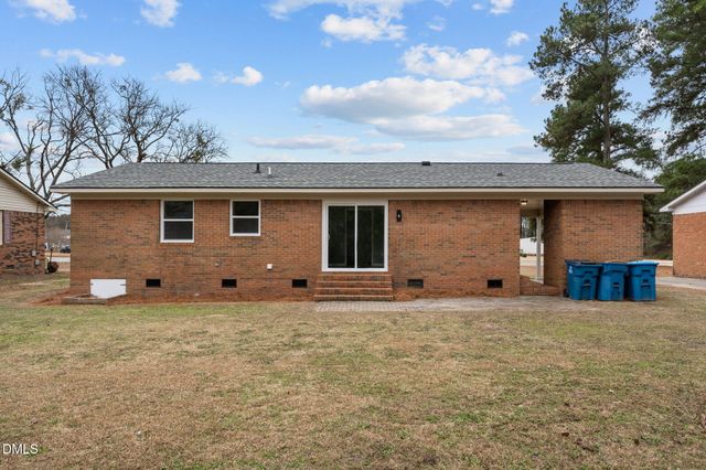 739 Carolina Drive, Dunn, NC 28334