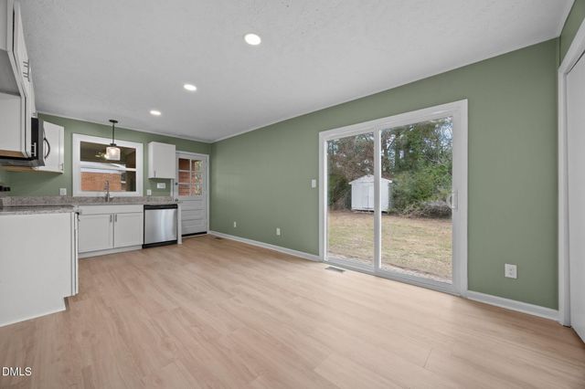 739 Carolina Drive, Dunn, NC 28334