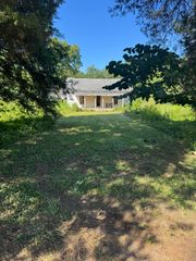 155 Gray Street, Graysville, TN 37338