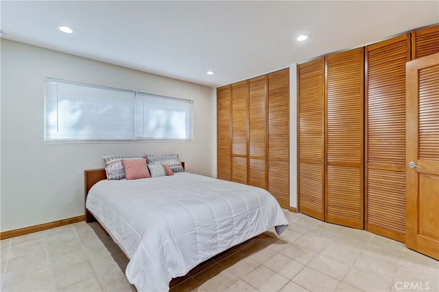 3050 S Bristol 4D, Santa Ana, CA 92704