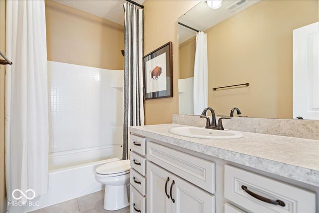 17302 Dallington Street, Westfield, IN 46074