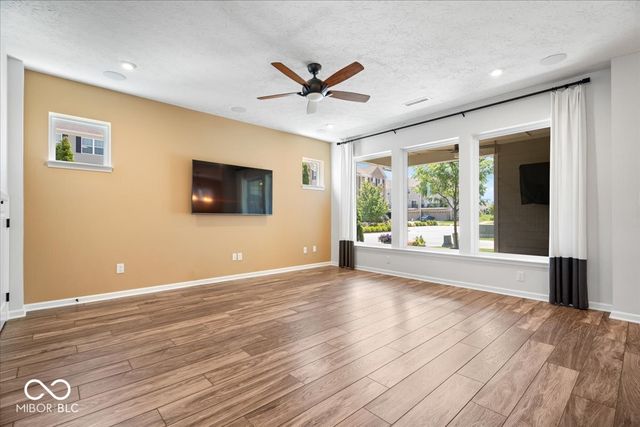 17302 Dallington Street, Westfield, IN 46074
